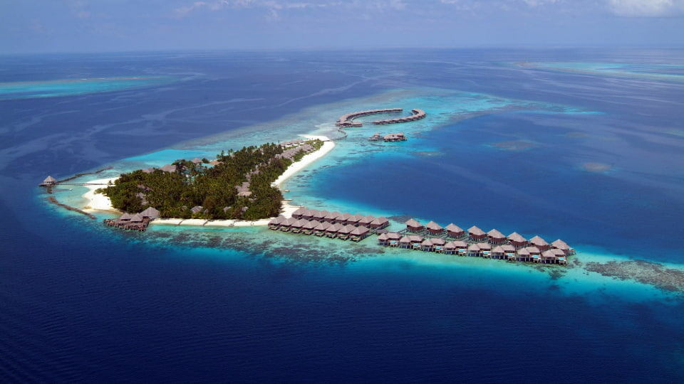 Unveil the ultimate tropical escape at Coco Bodu Hithi Resort